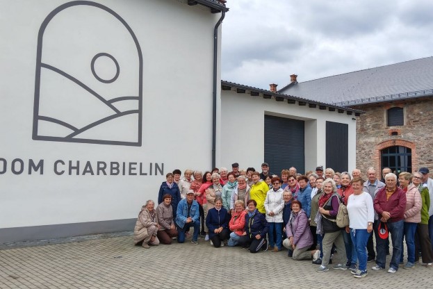 Wycieczka do winnicy w Charbielinie – spotkanie z tradycją i sztuką winiarską