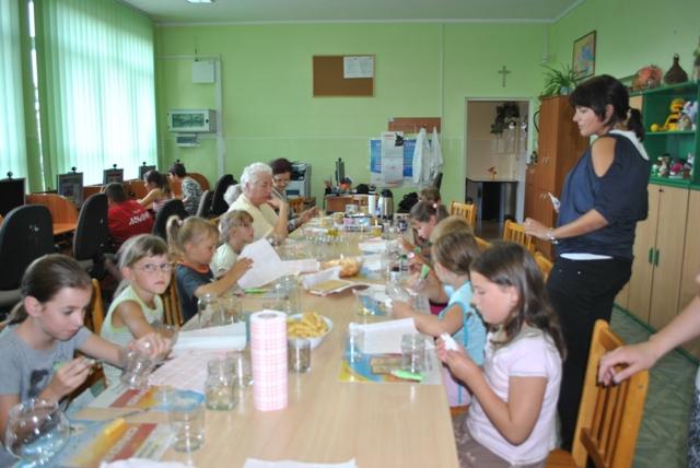 Malowane szkiełko w Świetlicy Młodzieżowej w Kamieniu Śl.