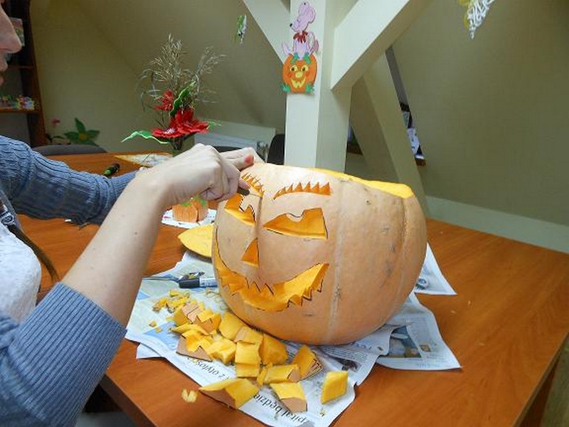 Cukierek albo psikus!!!! Halloween w świetlicy młodzieżowej w Choruli