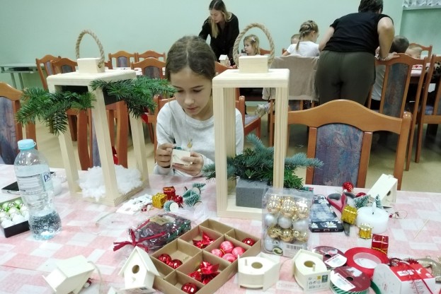 Przedświąteczna kreatywność w Choruli – warsztaty pełne świątecznego klimatu